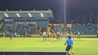 แบน 2 แข้งลำปางยันหน้าและแพร่ต่อยคืน คนละ 3 นัด พร้อมแบนกรรมการด้วย