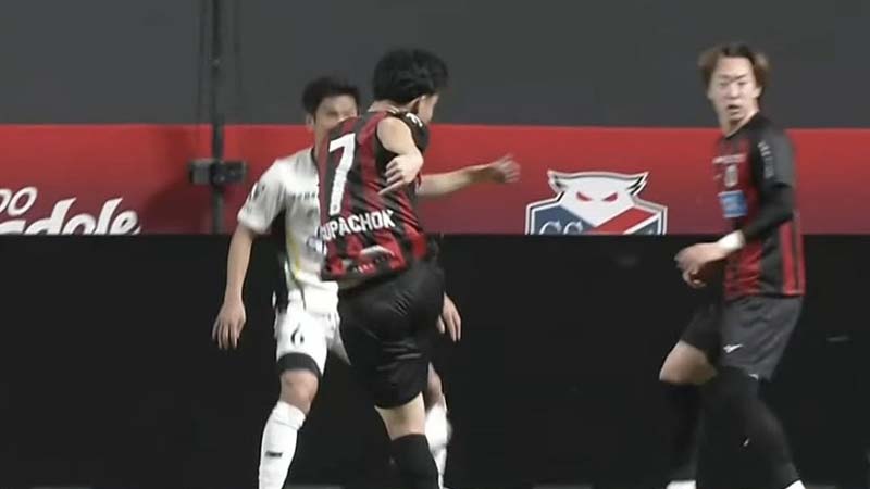 ชม สุภโชค มีส่วนกับประตูกับซัปโปโร